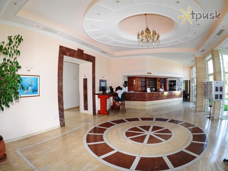 Фото отеля Denizkizi & Denizkizi Royal Hotel 4* Kirenija Kipras fojė ir interjeras