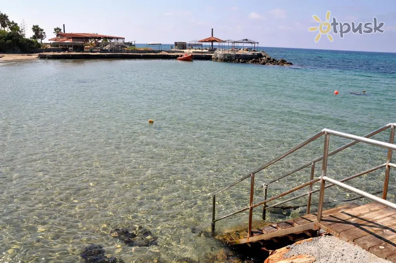 Фото отеля Manolya Hotel 3* Кириния Кипр пляж