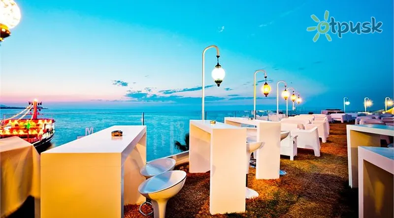 Фото отеля Merit Park 5* Кириния Кипр бары и рестораны