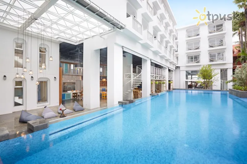 Фото отеля Lub d Phuket Patong 4* о. Пхукет Таиланд экстерьер и бассейны