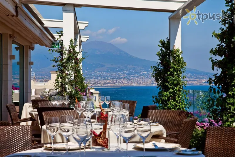 Фото отеля Grand Hotel Vesuvio 5* Neapolis Italija barai ir restoranai