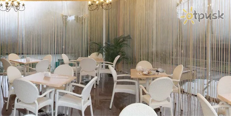 Фото отеля Корона 3* Dņepru Ukraina bāri un restorāni
