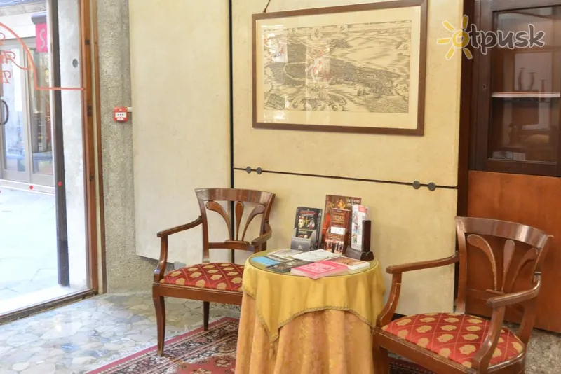 Фото отеля Ambassador & Tre Rose 3* Venēcija Itālija vestibils un interjers