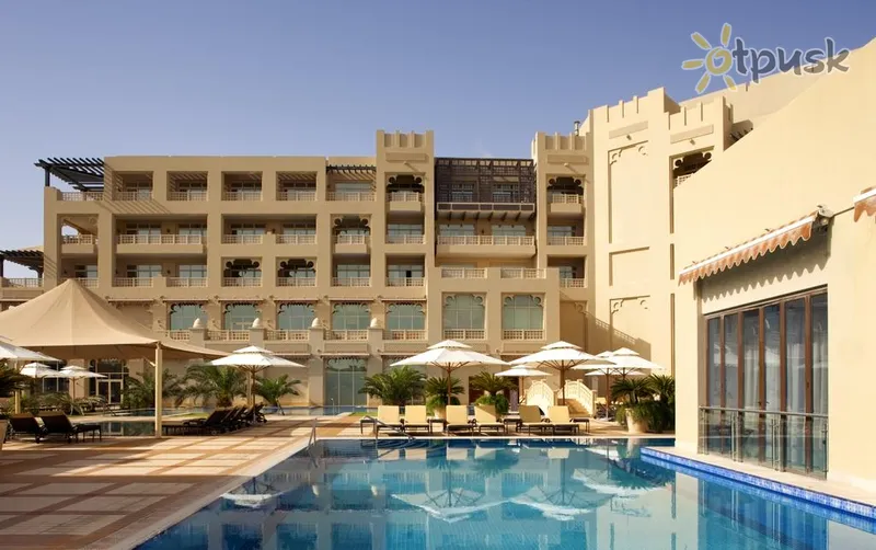 Фото отеля Grand Hyatt Doha Hotel & Villas 5* Doha Katara ārpuse un baseini