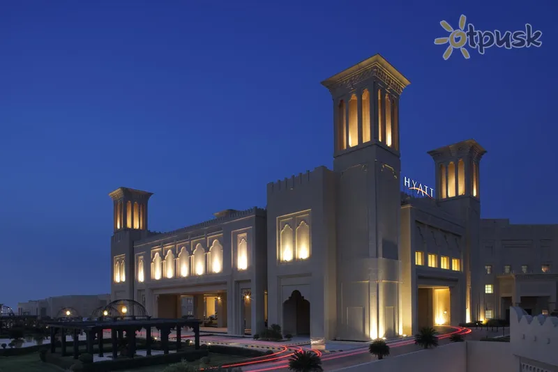 Фото отеля Grand Hyatt Doha Hotel & Villas 5* Доха Катар экстерьер и бассейны