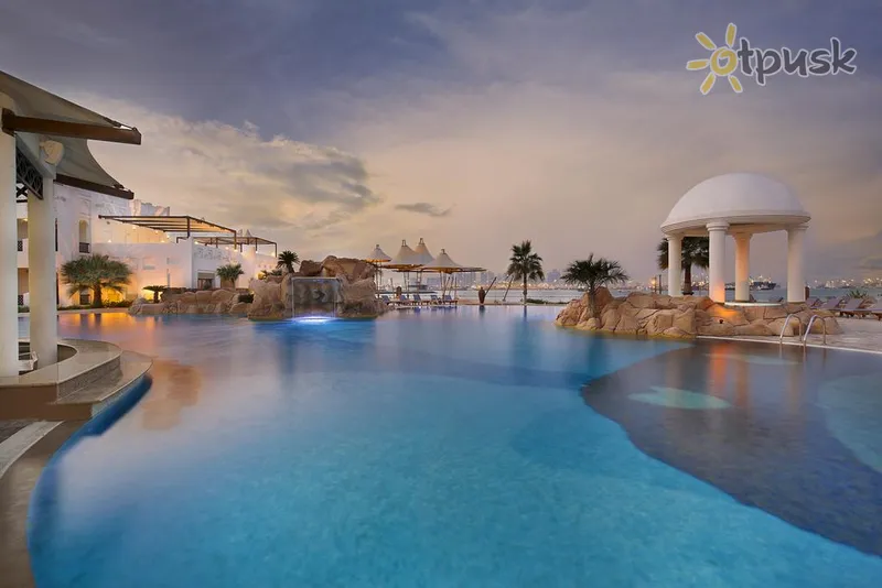 Фото отеля Sharq Village & Spa, a Ritz-Carlton Hotel 5* Doha Kataras išorė ir baseinai