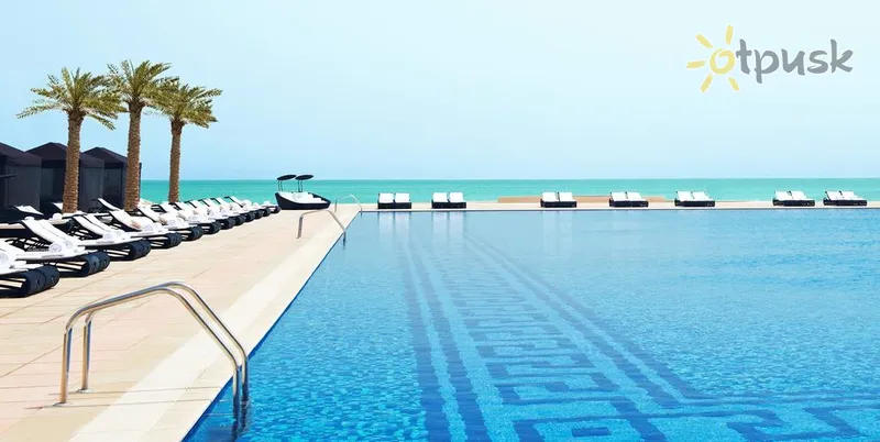 Фото отеля The St. Regis Doha 5* Doha Kataras išorė ir baseinai