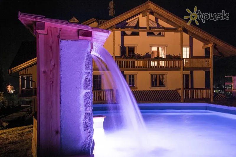 Фото отеля Holidays Dolomiti Apartment Resort 2* Pinzolo Italija išorė ir baseinai