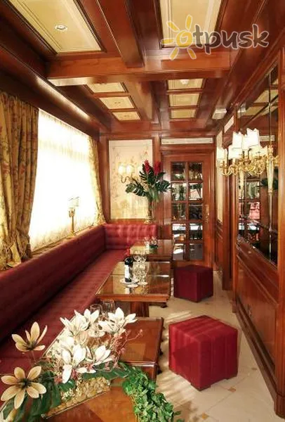 Фото отеля Champagne Palace 4* Рим Італія лобі та інтер'єр
