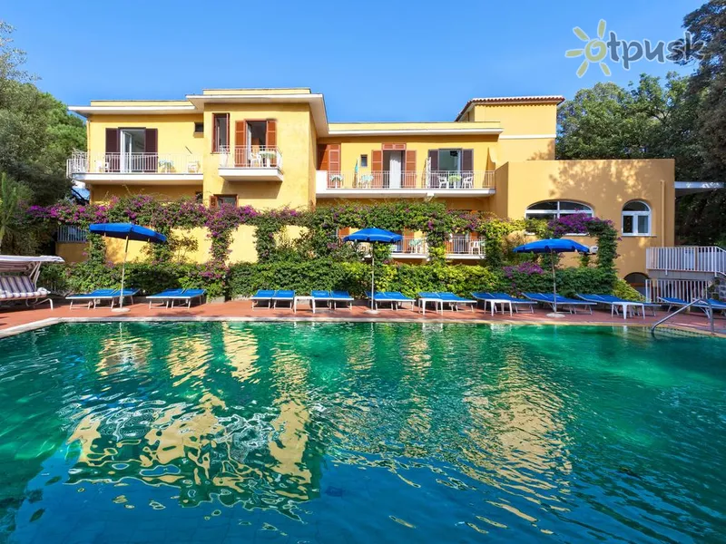 Фото отеля Cleopatra Hotel 3* о. Іскья Італія екстер'єр та басейни