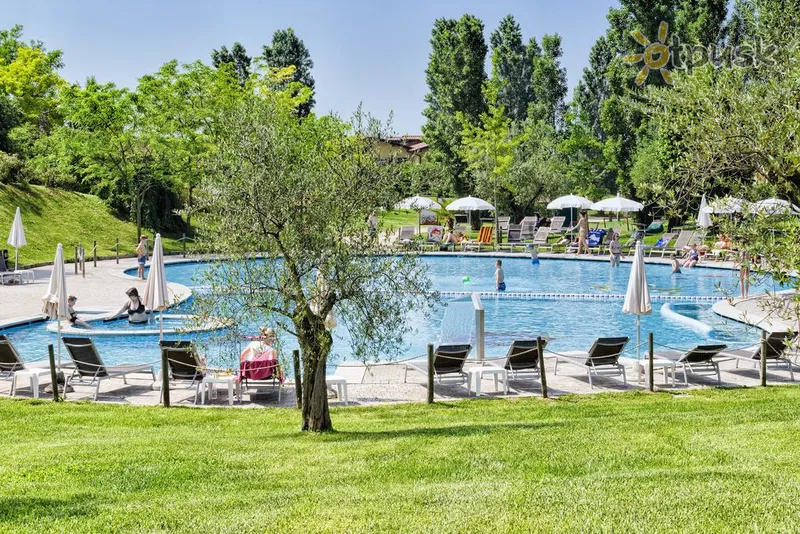 Фото отеля Parc Hotel 4* Оз. Гарда Італія екстер'єр та басейни