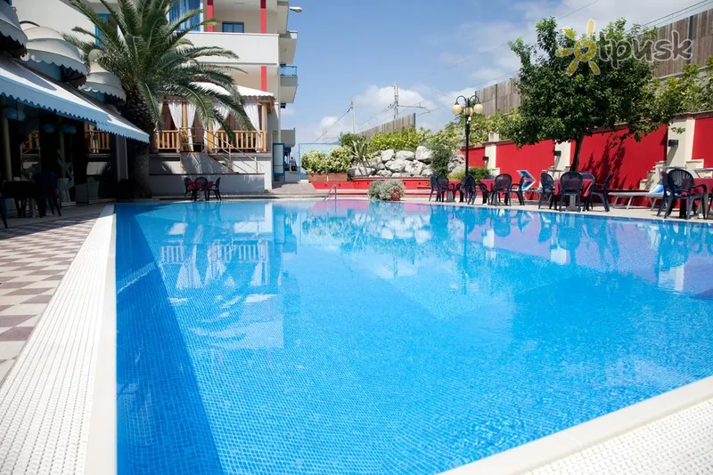 Фото отеля La Tonnara Grand Hotel 4* Калабрія Італія екстер'єр та басейни
