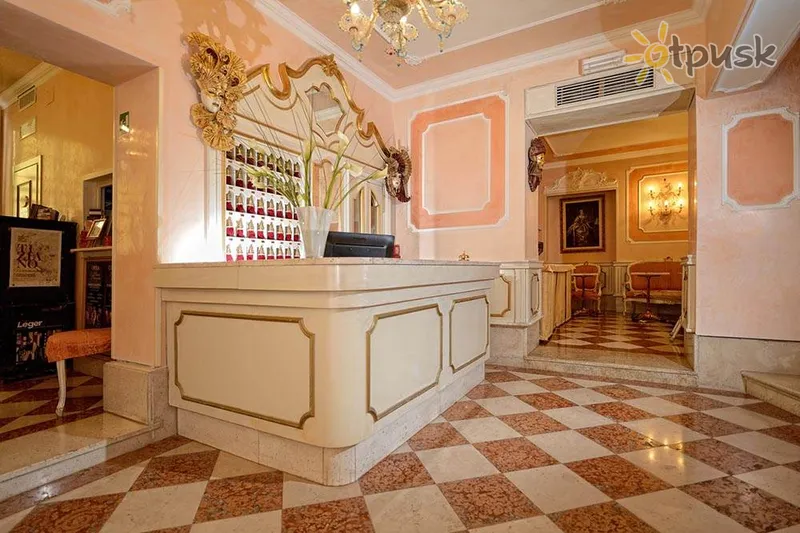 Фото отеля Canaletto Hotel 3* Venecija Italija fojė ir interjeras