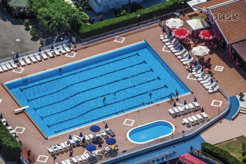 Фото отеля Riviera Del Sole 4* Барчеллона-Поццо-ді-Готто Італія екстер'єр та басейни
