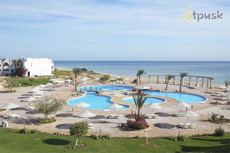 Фото отеля The Three Corners Equinox Beach Resort 4* Марса Алам Египет экстерьер и бассейны