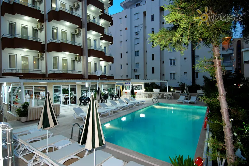 Фото отеля Lara Diamond Hotel 3* Antālija Turcija ārpuse un baseini