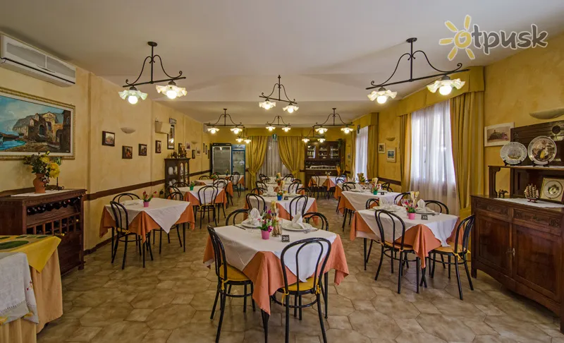 Фото отеля Ambra Hotel 2* Forte dei Marmi Italija barai ir restoranai