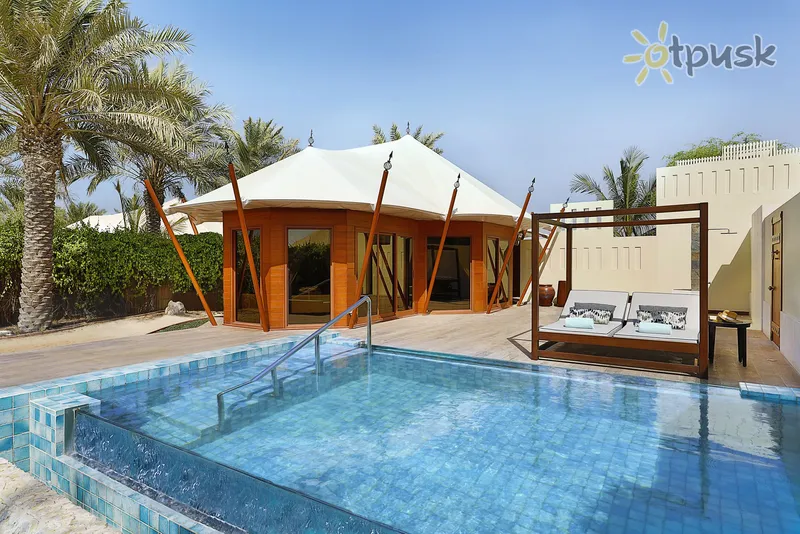 Фото отеля The Ritz-Carlton Ras Al Khaimah, Al Hamra Beach 5* Рас Аль-Хайма ОАЭ экстерьер и бассейны