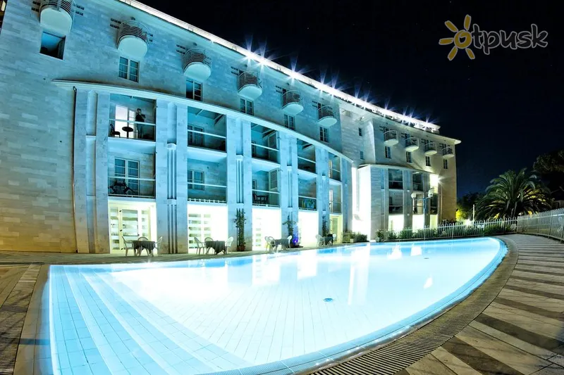 Фото отеля Onda Marina Residence 3* Віареджіо Італія екстер'єр та басейни