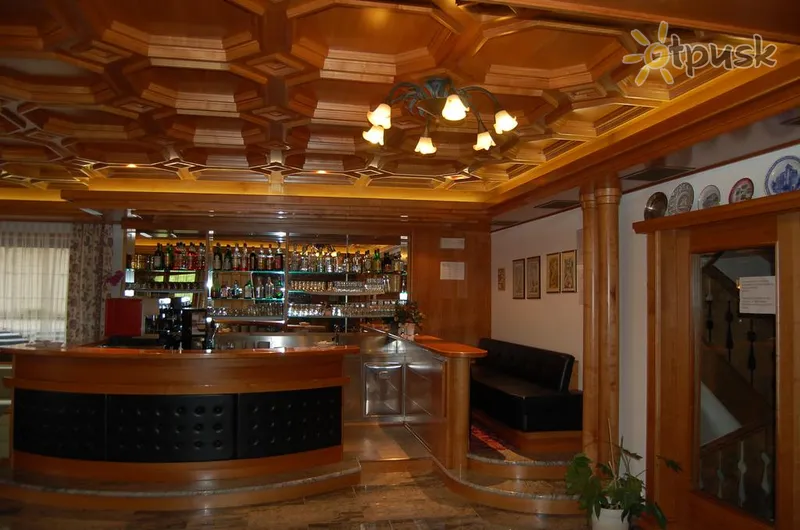 Фото отеля Engel Hotel 3* Канацея Италия бары и рестораны