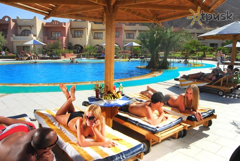 Фото отеля Tropitel Dahab Oasis 4* Дахаб Египет экстерьер и бассейны