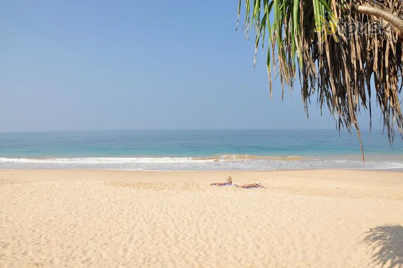 Фото отеля Camellia Garland Villa 1* Хіккадува Шрі Ланка пляж