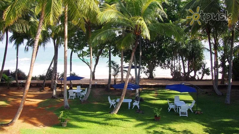 Фото отеля Crazy Coconut Villa 3* Унаватуна Шри-Ланка пляж