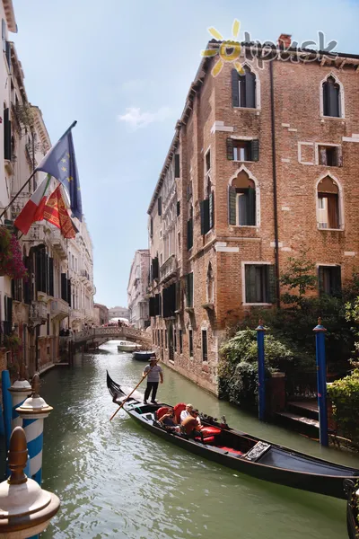 Фото отеля Dona Palace 4* Венеция Италия экстерьер и бассейны