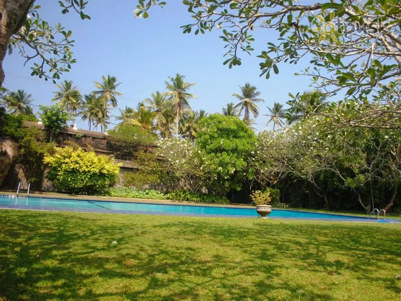 Фото отеля Sun Sea Villa 3* Бентота Шрі Ланка екстер'єр та басейни