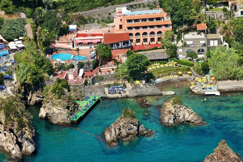 Фото отеля Delfini Strand Hotel Terme 4* par. Ischia Itālija ārpuse un baseini
