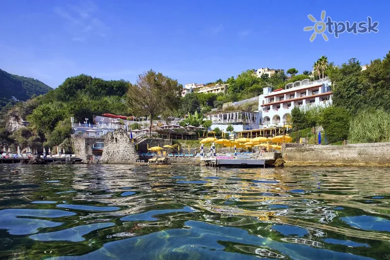 Фото отеля Delfini Strand Hotel Terme 4* о. Іскья Італія екстер'єр та басейни