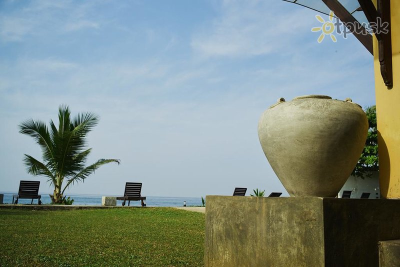 Фото отеля Amanda Beach Villas 3* Унаватуна Шрі Ланка екстер'єр та басейни