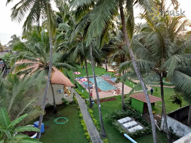 Фото отеля Shaan Coco Palms Beach Resort 3* Šiaurės Goa Indija išorė ir baseinai