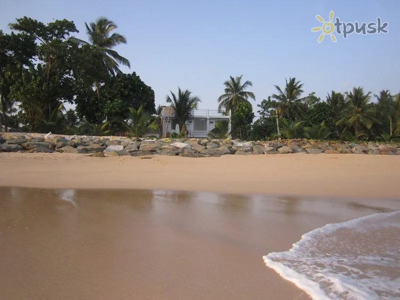 Фото отеля White Surfing Beach Resort 2* Унаватуна Шрі Ланка пляж