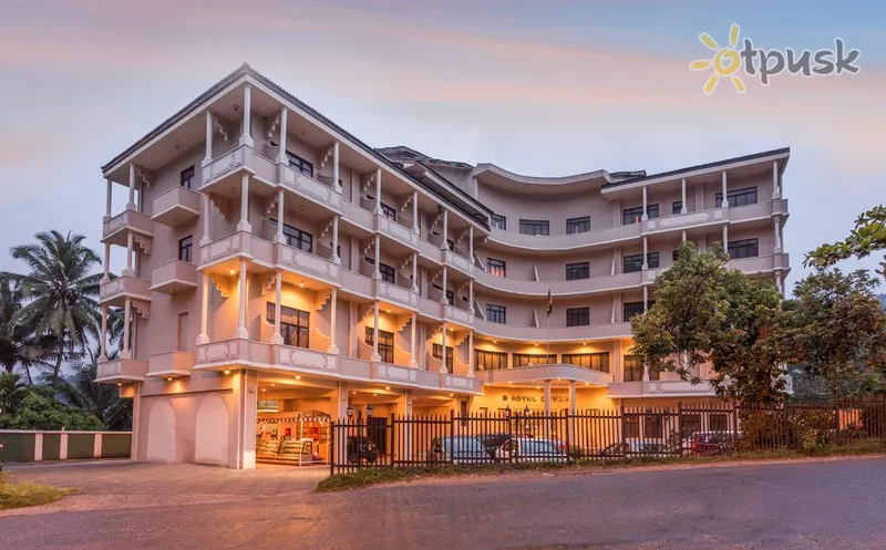 Фото отеля Devon Hotel 3* Канді Шрі Ланка екстер'єр та басейни
