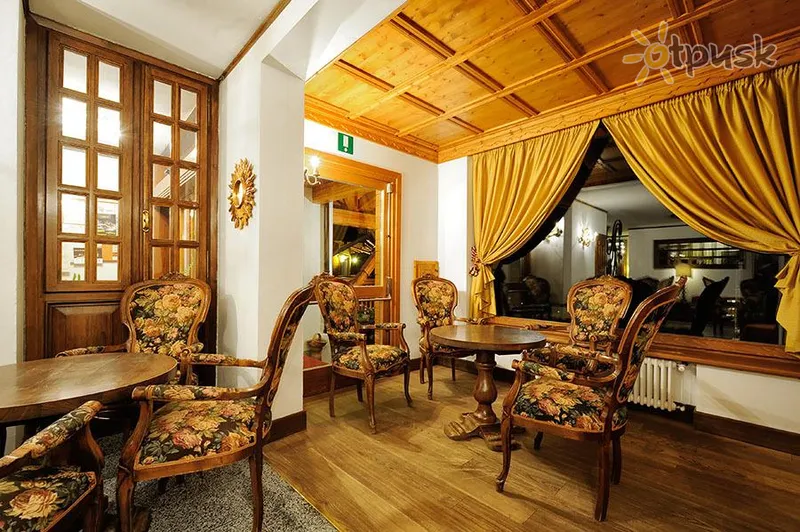 Фото отеля Touring Hotel 3* Madonna di Campiglio Italija fojė ir interjeras