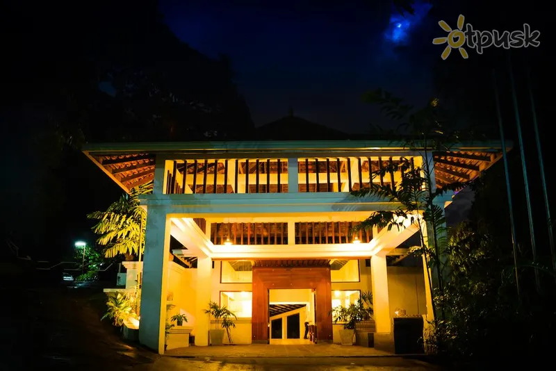 Фото отеля Hill Top Hotel 3* Канди Шри-Ланка экстерьер и бассейны