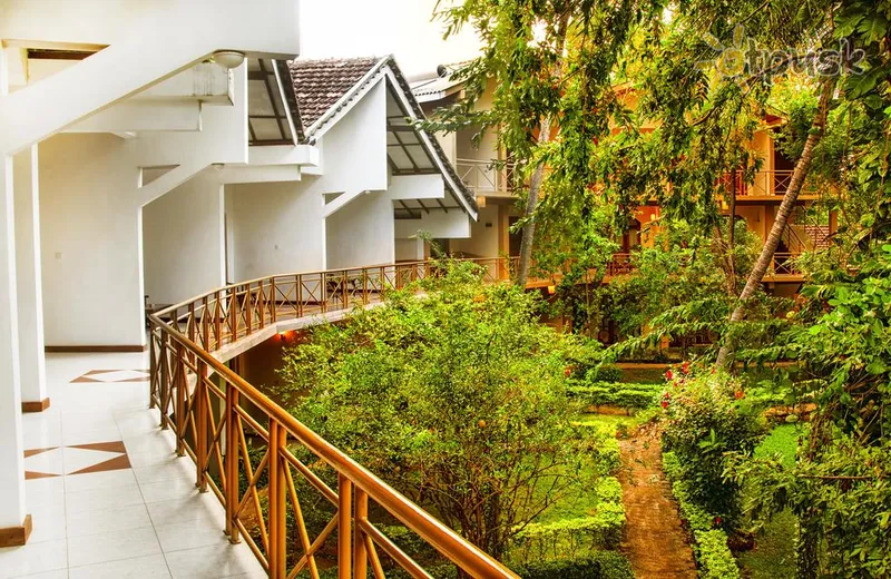 Фото отеля Pelwehera Village Resort 3* Дамбулла Шри-Ланка экстерьер и бассейны