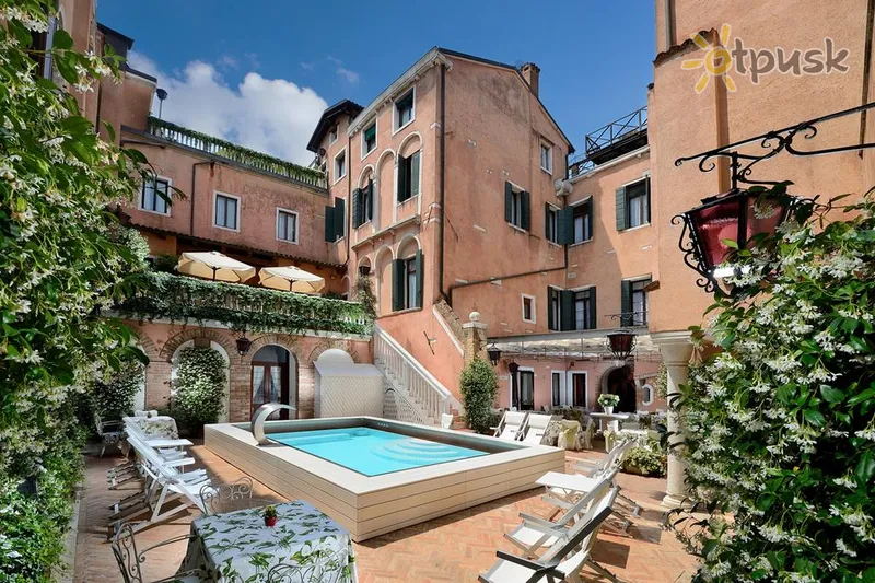 Фото отеля Giorgione Hotel 4* Venecija Italija išorė ir baseinai