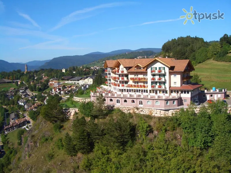 Фото отеля Lagorai Resort & Spa Hotel 4* Валь-ди-Фьемме Италия экстерьер и бассейны