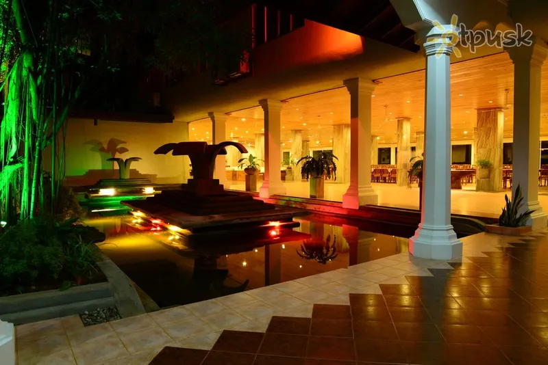 Фото отеля Sudu Araliya Polonnaruwa 3* Полоннарува Шрі Ланка лобі та інтер'єр