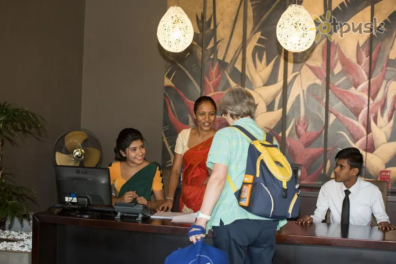 Фото отеля Tourmaline 4* Канди Шри-Ланка лобби и интерьер