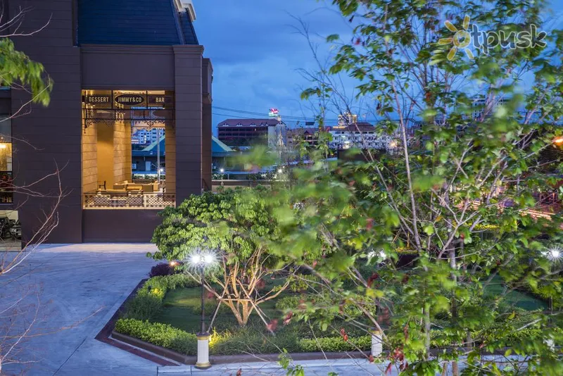 Фото отеля Grand Palazzo Hotel Pattaya 5* Паттайя Таїланд екстер'єр та басейни