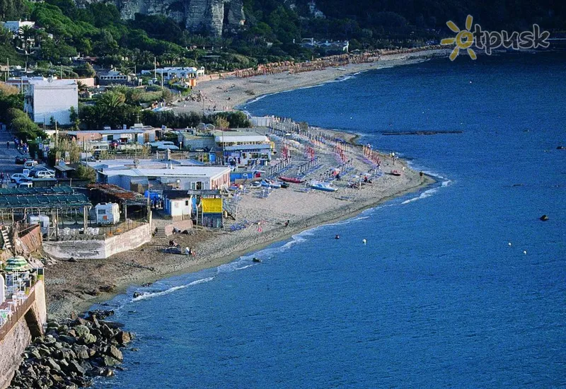 Фото отеля Riva del Sole 2* о. Искья Италия пляж
