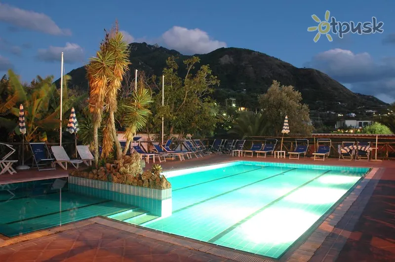 Фото отеля Villa Franca 3* о. Іскья Італія екстер'єр та басейни
