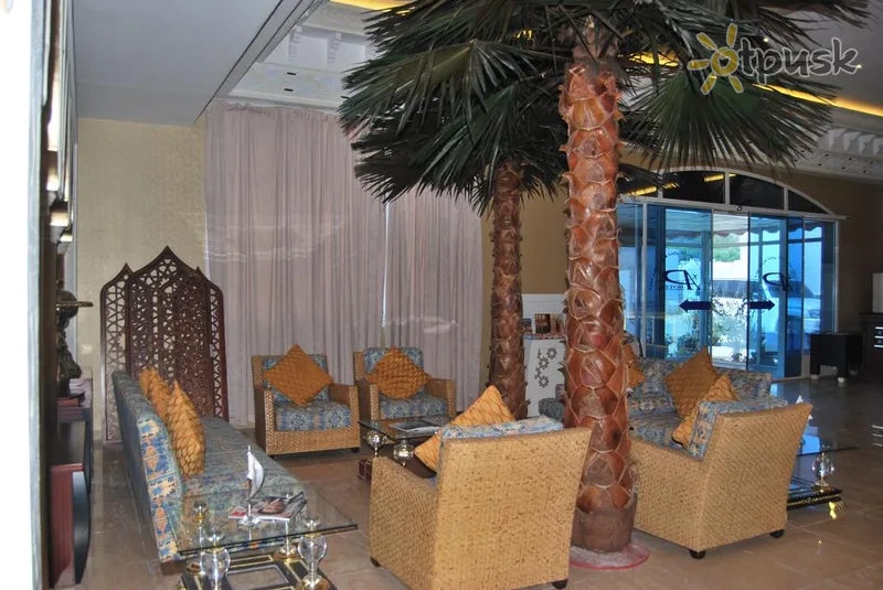 Фото отеля Sharjah International Airport Hotel 2* Šārdža AAE vestibils un interjers