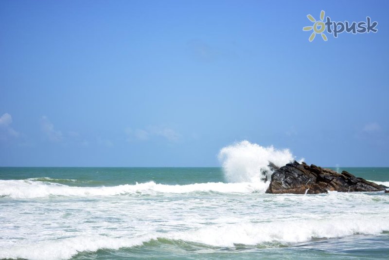 Фото отеля Blue Sky Beach Resort 3* Унаватуна Шрі Ланка пляж