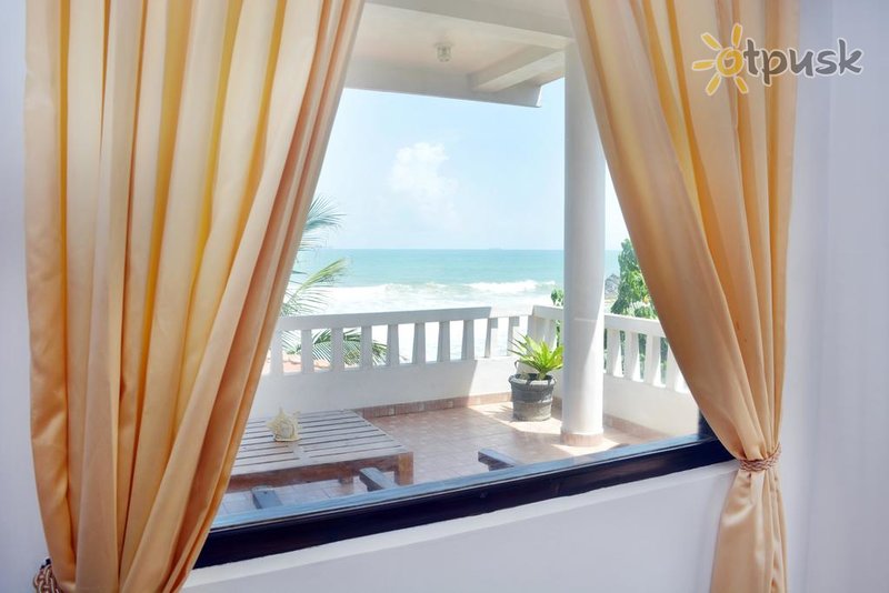 Фото отеля Blue Sky Beach Resort 3* Унаватуна Шрі Ланка номери
