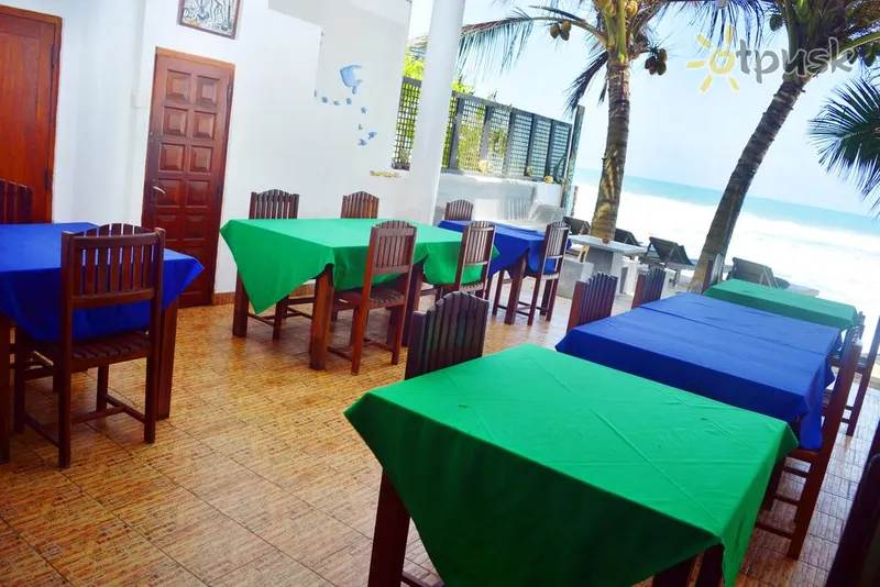Фото отеля Blue Sky Beach Resort 3* Unavatuna Šrilanka bāri un restorāni