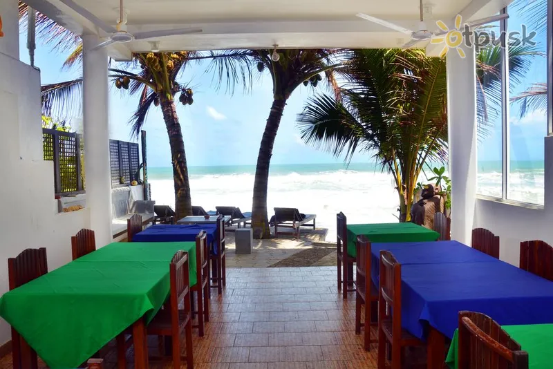 Фото отеля Blue Sky Beach Resort 3* Unavatuna Šrilanka bāri un restorāni